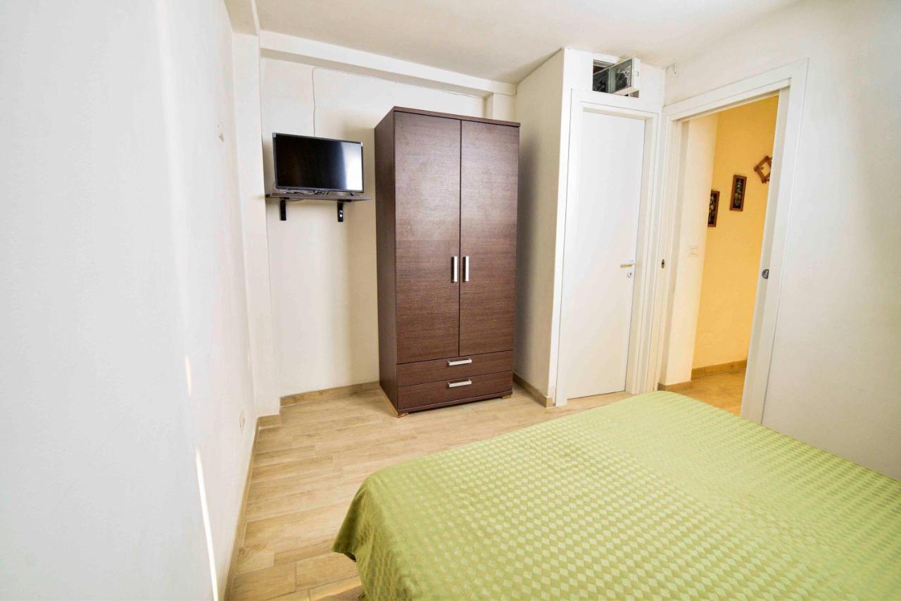 Appartement Solemareponza Monolocali La Piana Extérieur photo