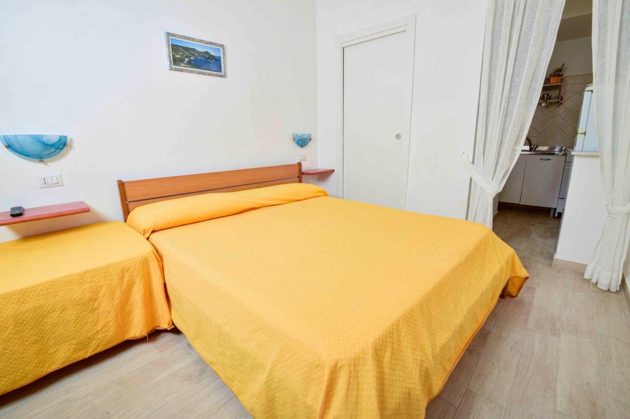 Appartement Solemareponza Monolocali La Piana Extérieur photo